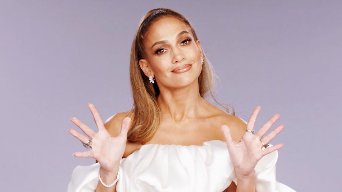 Jennifer Lopez did this work without permission, sued for one and a half million dollars