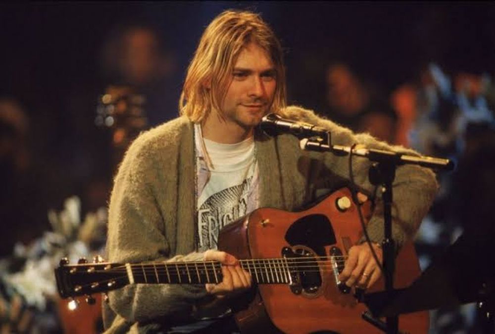 Kurt Cobain's fans crazy for him, paid this price for his sweater