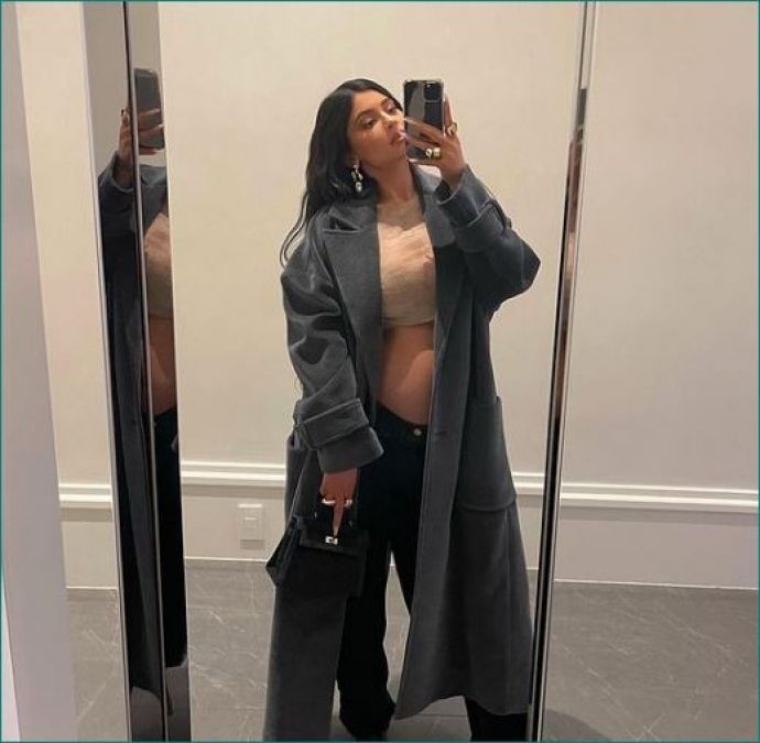 Kylie Jenner to become mother again, hid first pregnancy