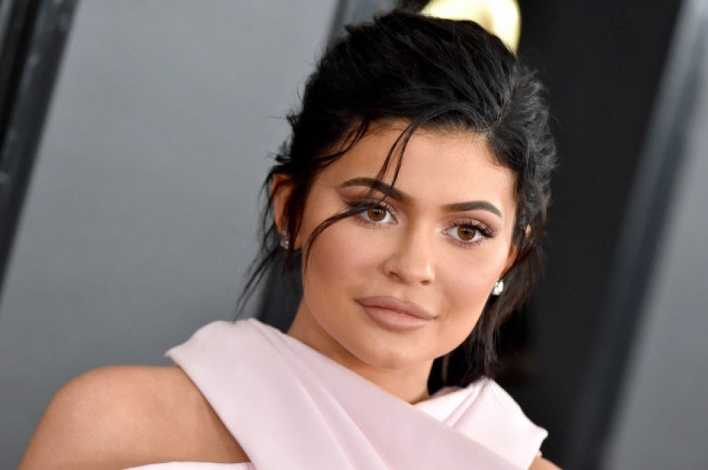 Kylie Jenner admitted in hospital, sent emotional message to fans