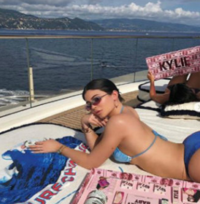 Kylie Jenner's latest photo wins hearts of fans, check out picture here