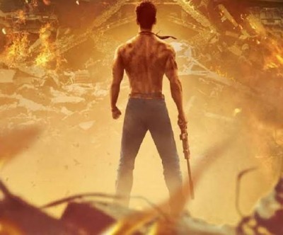 Baaghi 3 Poster: Tiger seen with machine gun, will compete with entire country