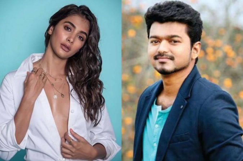 Pooja Hegde breaks all records, charges crores of rupees for Thalapathy Vijay's film