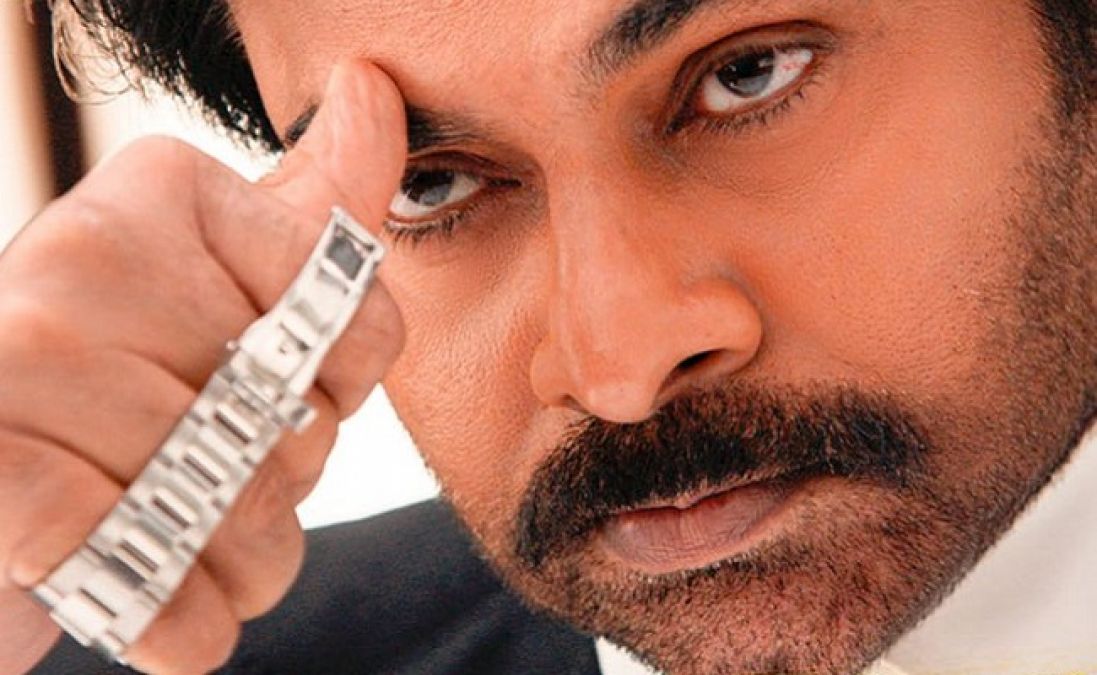 Fans after watching Pawan Kalyan's film starting broking glasses of theatre, find out why?