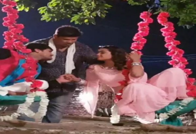 यहां देखे भोजपुरी फिल्म 'बलम जी आई लव यू' के गाने का मेकिंग वीडियो