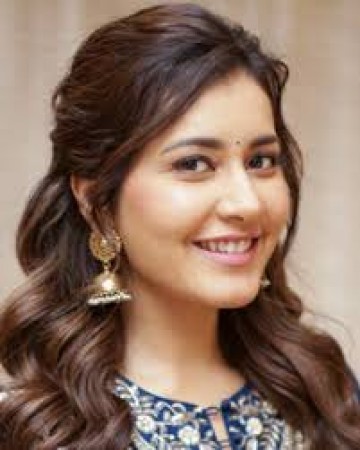 Rashi Khanna started special art training