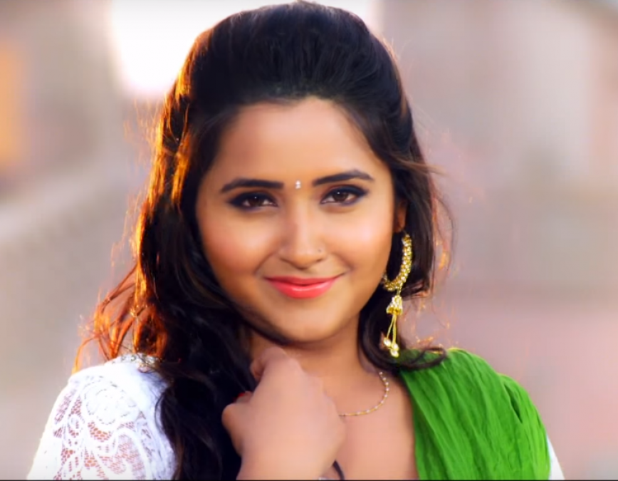 'Kajal Raghvani' made her fans crazy for her again; see video!