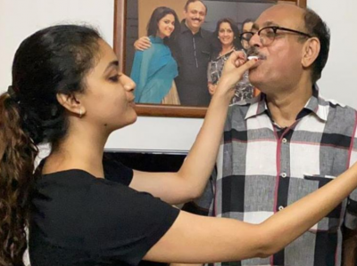 Keerthy Suresh shares stunning photos on her parents' wedding anniversary