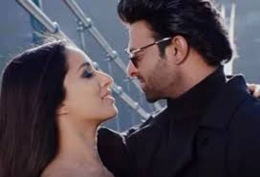 Prabhas and Shraddha expressed happiness on 1 year of'Saaho'