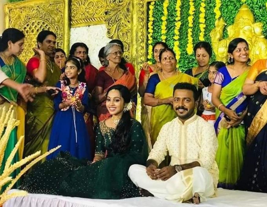 Malayam actors Vishnu Unnikrishna and Aishwarya engaged