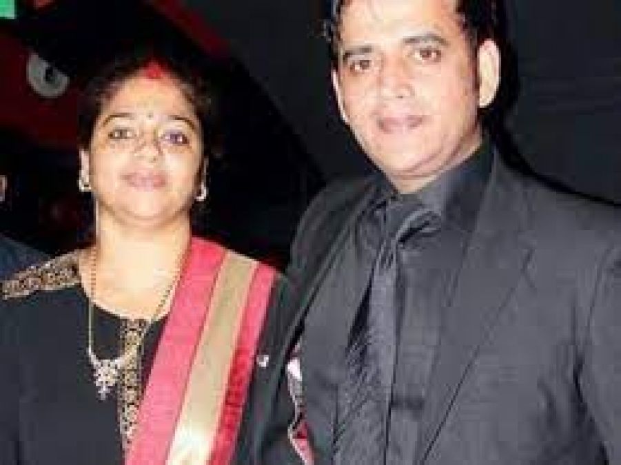 Ravi Kishan greets wife on 28th wedding anniversary