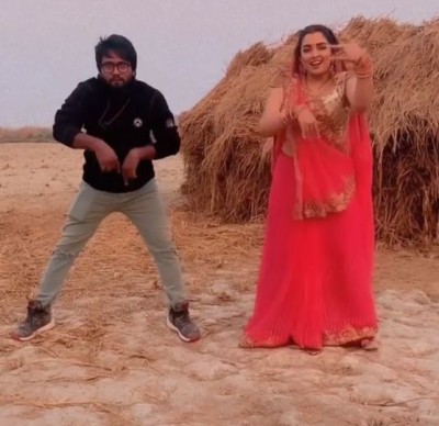Amrapali Dubey danced fiercely on Badshah's song