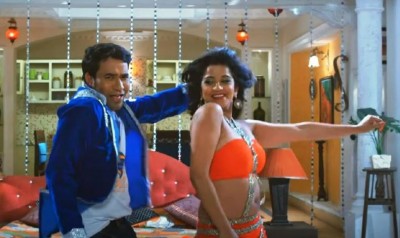 Monalisa and Nirhua's song set fire on Internet, Watch video