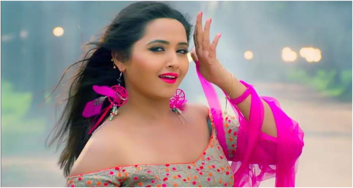 Video: Bhojpuri song 'Color Kurti' and 'Telwa Mal De' set fire on internet, fans go excited