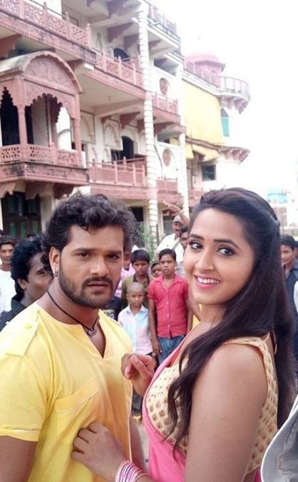 Khesari Lal Yadav romanticize with this actress, video out