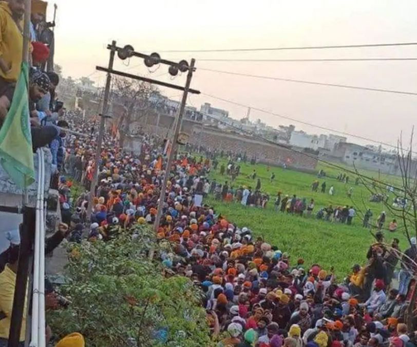 There was an influx of people at Deep Sidhu's funeral, the condition of the sister got worse by crying.