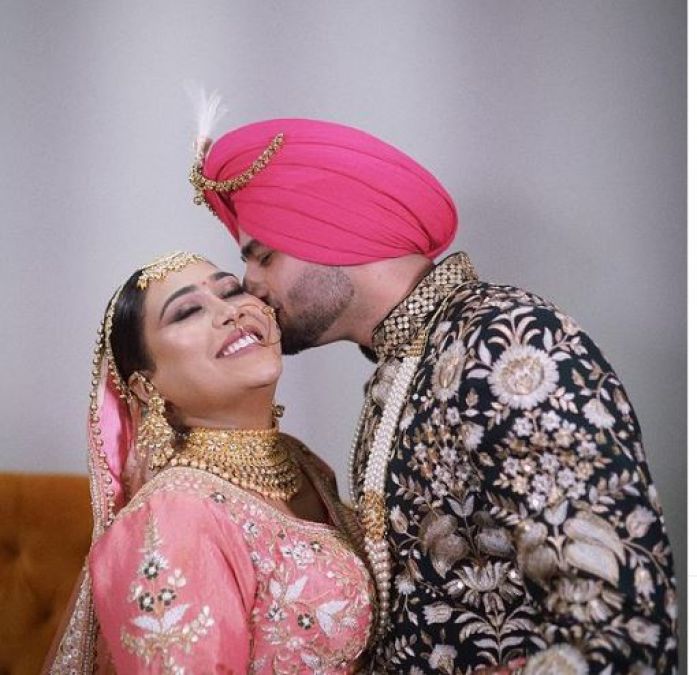 शादी के बंधन में बंधी अफसाना खान, सामने आईं खूबसूरत तस्वीरें