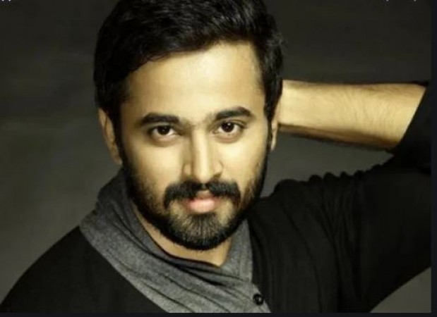Unni Mukundan refuses to share his selfie with fans, Know reason