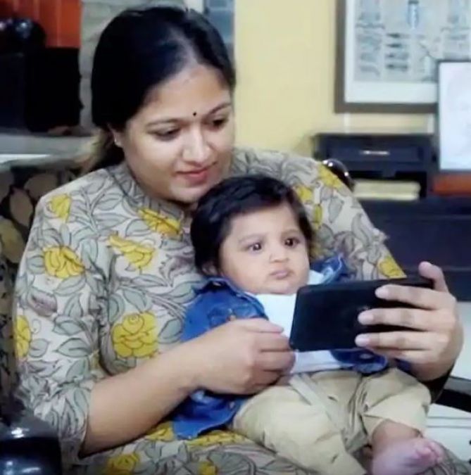 चिरंजीवी सरजा के नन्हे बेटे ने किया उनकी अंतिम फिल्म 'राजमार्टंधा' का ट्रेलर लॉन्च, वीडियो देख झलक जाएंगे आंसू