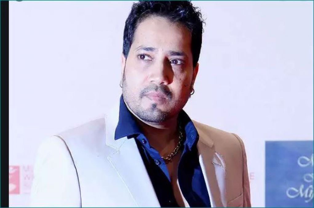 Popular singer Mika Singh's manager kills self in Andheri