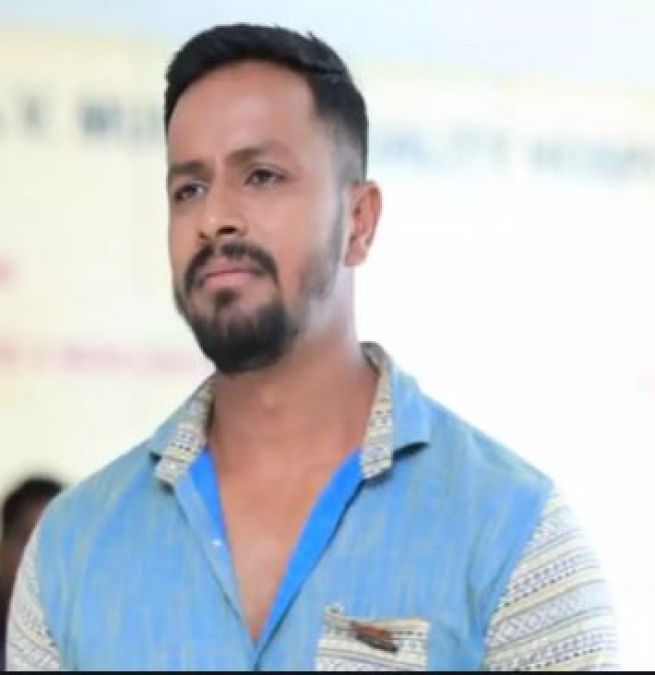 In Agnisakshi, Shaurya advises Sannidhi and her family to leave the hospital