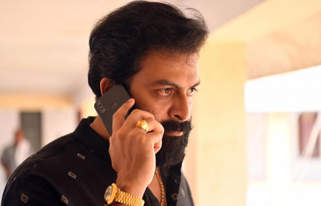 KGF: Chapter 2: Prithviraj Sukumaran buys Kerala distribution rights of Yash's film