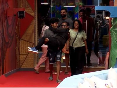 Bigg Boss Malayalam 2: Comedian Dharmajan Bolgatti gracefully enters home