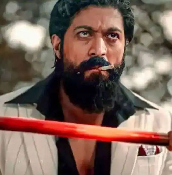 Cigarettes raise Yash's troubles, legal notice on smoking scene in 'KGF Chapter 2' teaser