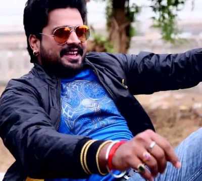 This Bhojpuri song by Ritesh Pandey set the internet on fire, watch viral video here