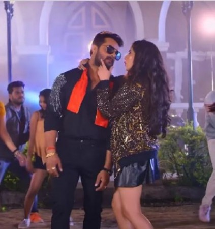 Bhojpuri version of song 'Apni To Jaise Taise' released