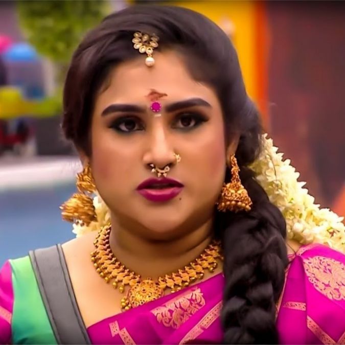 This actress apologizes to Vanitha Vijaykumar