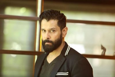 Kamal Hassan wants to work with Vikram in the remake of this movie!