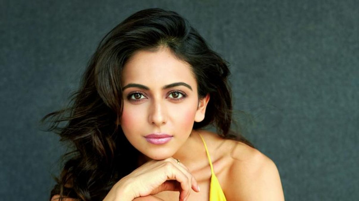 Rakul Prit responded to trollers on the smoking scene