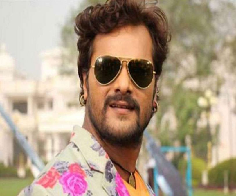 Bhojpuri star 'Khesari Lal's programme was attacked with brick-stone, police reached in large number!