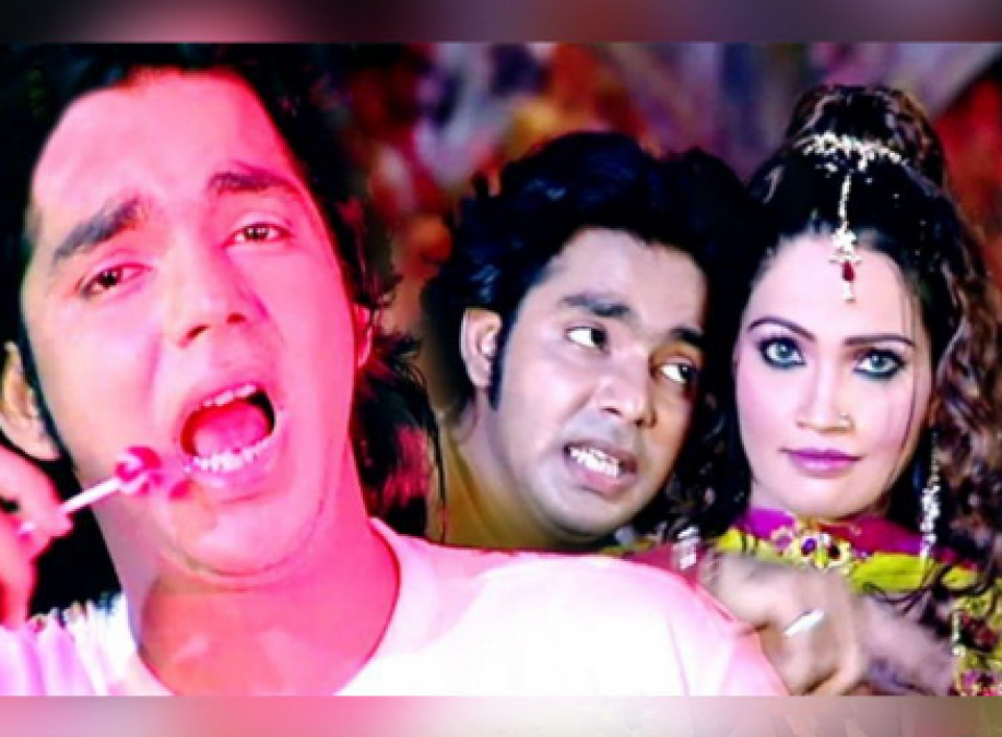 Mashup version of this famous Bhojpuri song is trending!