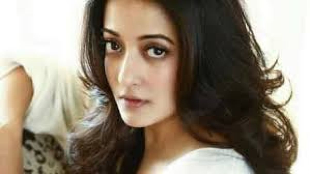 Raima Sen shares her black and white photo on social media