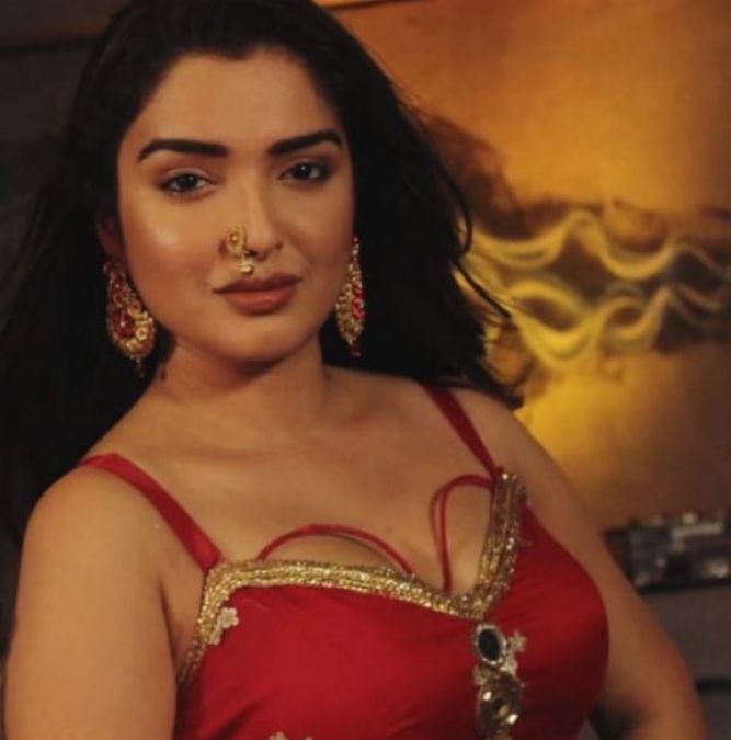 Amrapali Dubey's showed her killer style, see photos