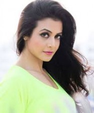 People crazy about this look of Koel, see photos here