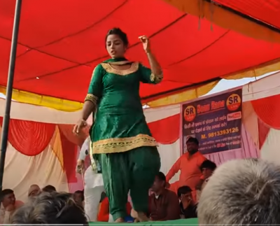 This girl grooving to Sapna Choudhary's songs gives her competition