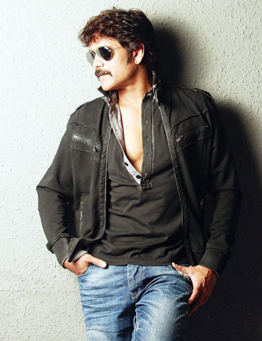 Superstar Nagarjuna Akkineni shares photo of getting corona first jab