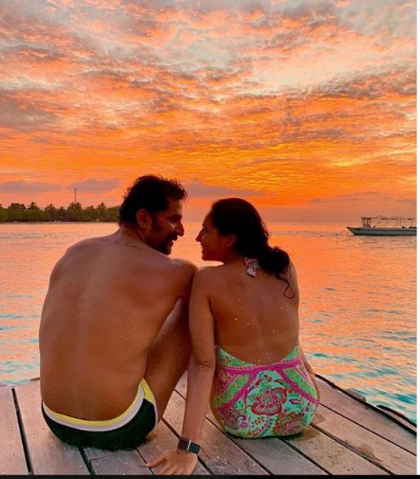 अपने पति संग  मालदीव में जन्मदिन मन रही हैं साउथ एक्ट्रेस पूजा रामचंद्रन