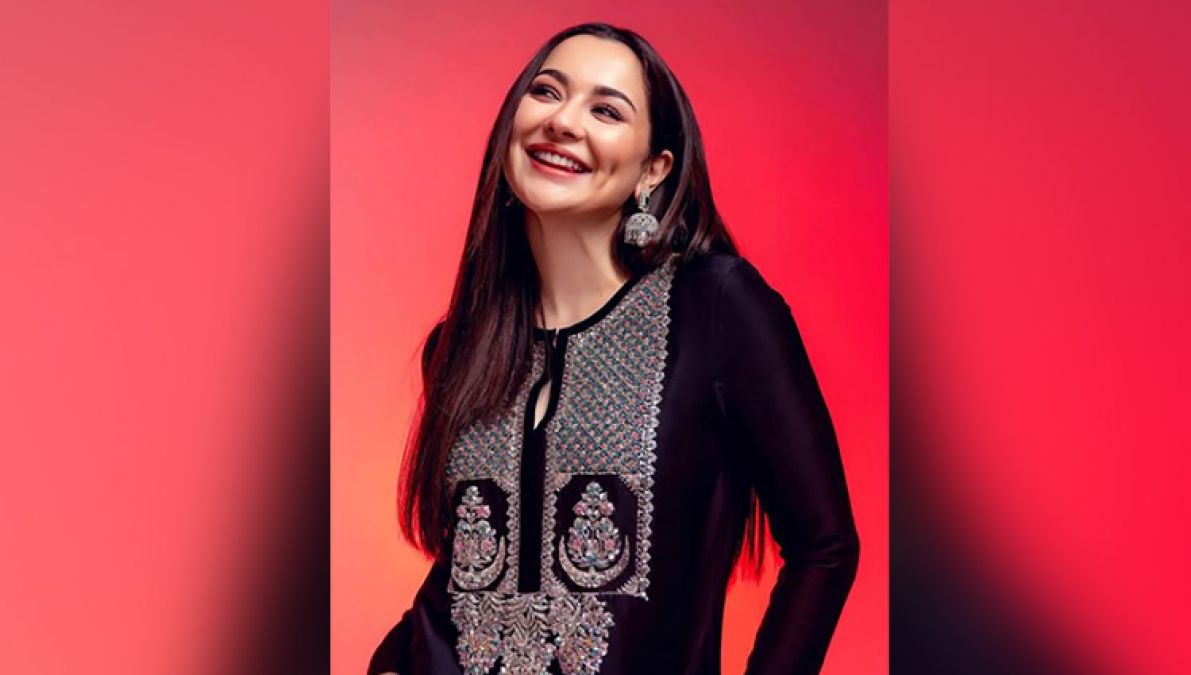 After all, who is Haniya Aamir... who beats even Bollywood actresses in terms of beauty