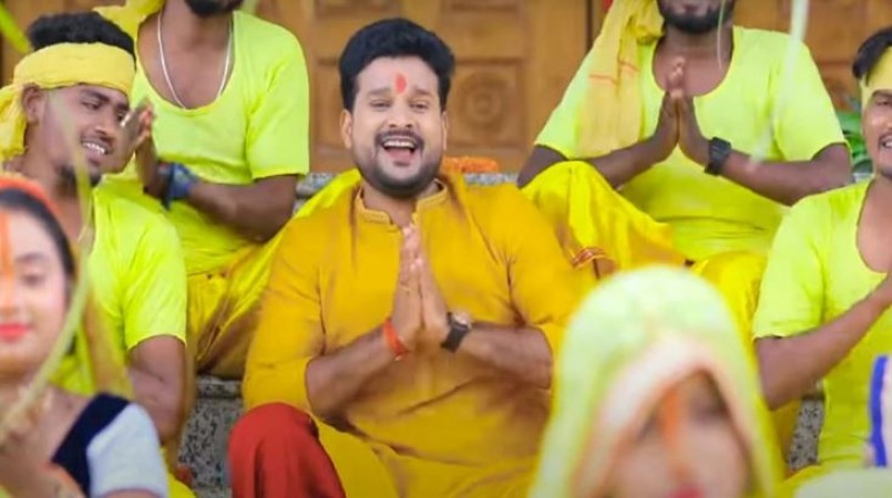 Ritesh Pandey's new Bhojpuri Chhath song released