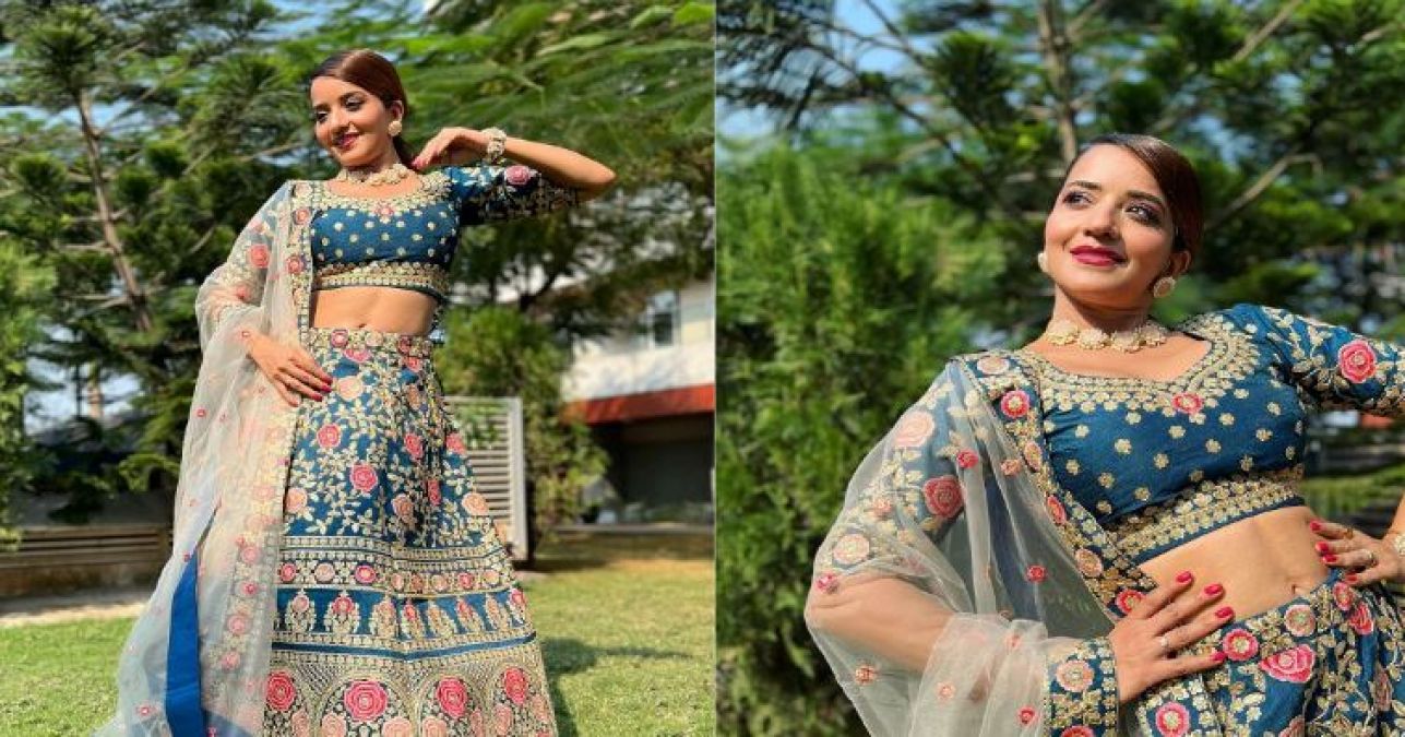 From Monalisa to Sambhavna Seth, see Diwali look of these Bhojpuri actresses
