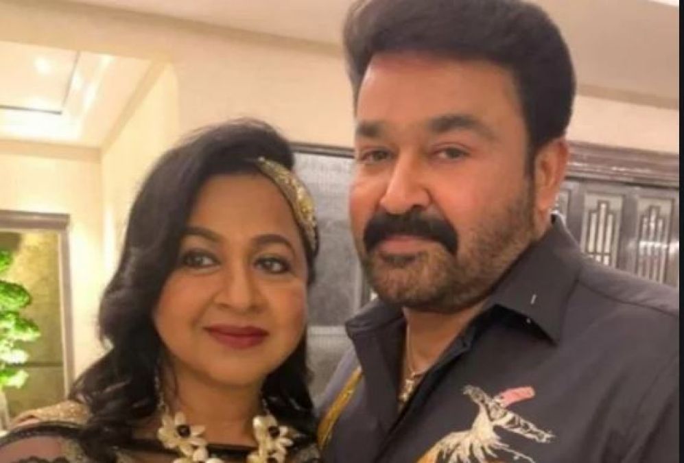 Chiranjeevi holds party for 80s actors, photos go viral