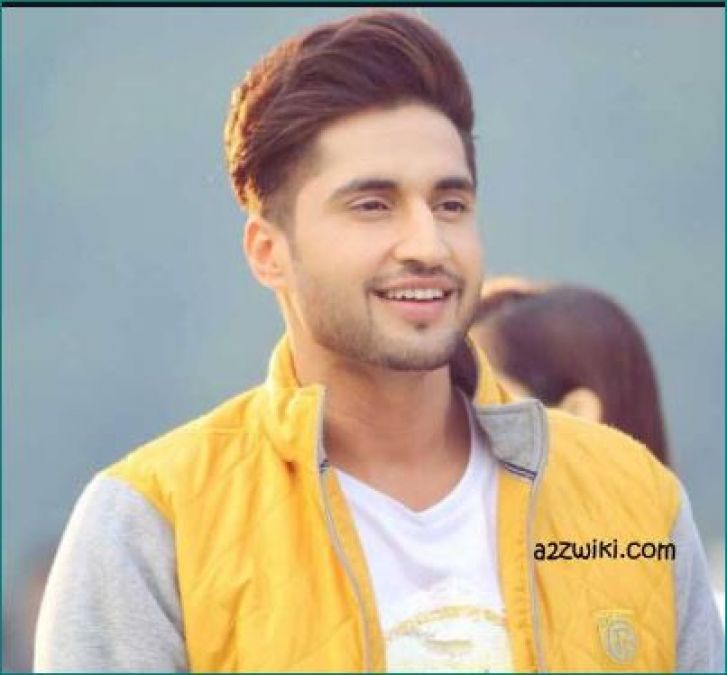Jassi Gill once used to clean vehicles, Know struggle story