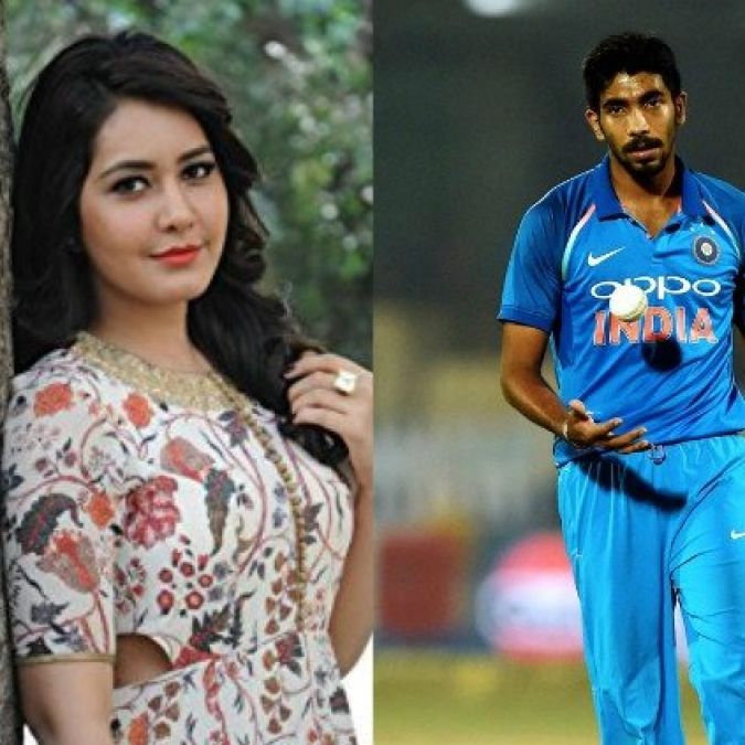 Rashi Khanna's name has been associated with this cricketer