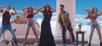 Video: Shahnaaz Gill seen dancing with Tony Kakkar