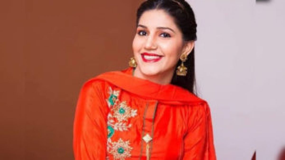 Sapna Chaudhary wore one piece, looked something like this!
