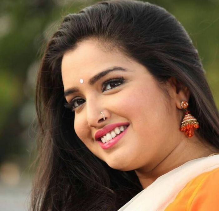 Bhojpuri actress Amrapali Dubey's sneeze spoiled herTiktok video, watch here!